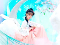 -九月鹰飞汉服摄影工作室
