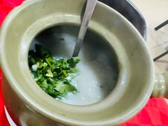 -先鲜鲫鱼粥