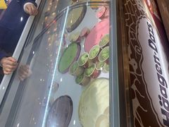 -锤头鲨毛肚海鲜烤肉自助餐厅(国购广场店)