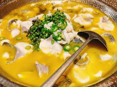 -楚山晓·湖北菜(武汉光谷K11店)