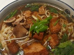 -镇南锅盖面馆(解放路店)