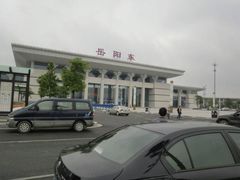 -岳阳东站