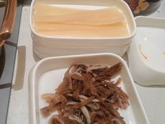 -小茉庐和牛自助火锅(龙湖万达店)
