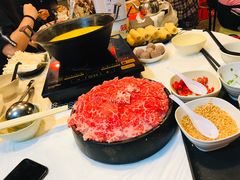 -鲜入围煮花胶鸡海鲜火锅