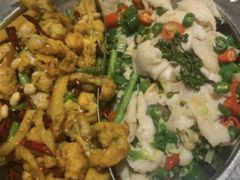 -小鱼小牛·鱼牛干锅·脆鱼火锅(世欧广场店)