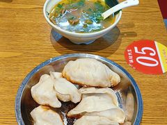 -黄阿姨锅贴大王(万航渡路店)