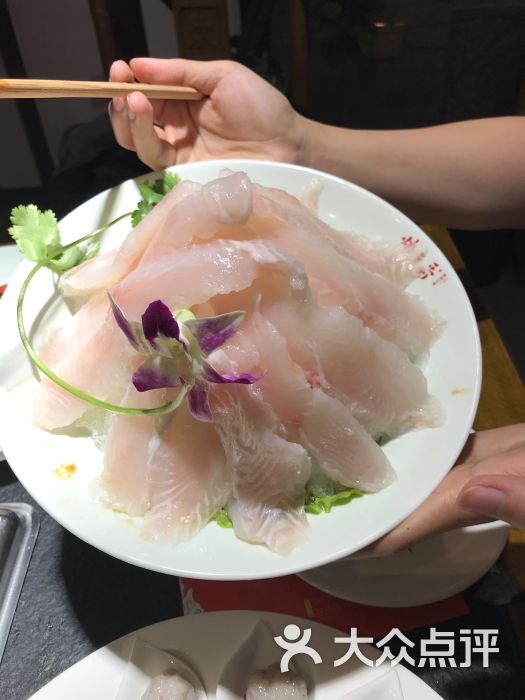 炊二哥火锅(扬州店)巴沙鱼片图片 - 第1张
