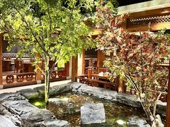 -萨拉伯尔(燕莎友谊商城店)