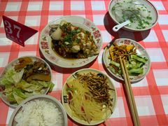 -老方桌烂蹄花川菜馆(九龙坡店)