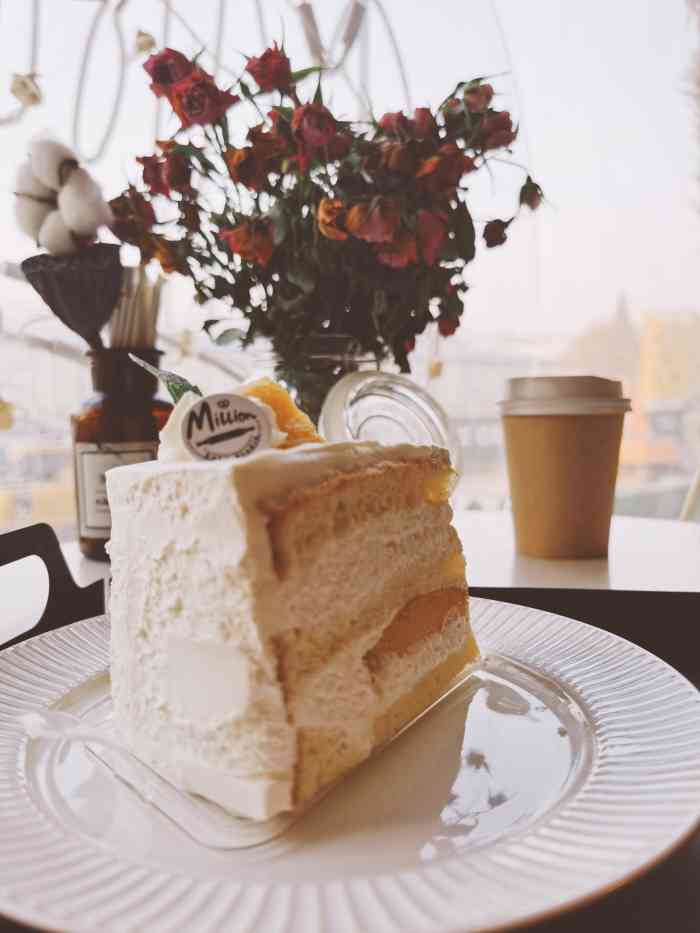 1 million cake studio-"在打铁关地铁口,位置还是很好找的,之前没.