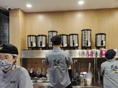 -霸王茶姬(南强街店)