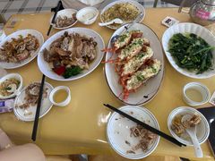 -鹏城人家海鲜酒家·23年老字号(较场尾店)