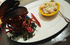 Fresh Fruit and Shrimp Ball Stew