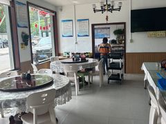 -天天向上素食餐厅(五台山店)