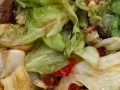-湖南人家湘菜馆(镇江路店)