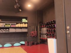 -超级猩猩健身·团课(淮海百盛店)