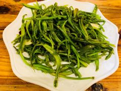 水性杨花-小锅巴纳西餐厅