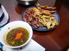 -土门八珍烤鸡腊味店(土门老店)