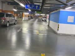 -近铁城市广场-停车场