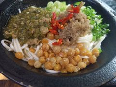 -何师烧烤Pro ·江湖川菜·小龙虾·精酿(太古里旗舰店)