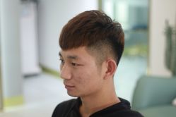 -发饰美男士增发补发假发定制店