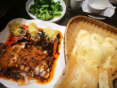 -万重锦·人文川菜馆(骡马市店)