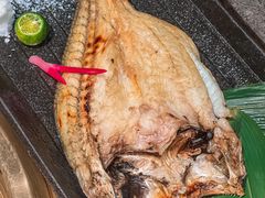 -铭牛烧肉·和牛海鲜自助(高新月牙湖店)