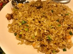 -臻鲜燕海鲜融合餐厅(金陵style店)