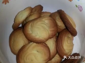 家里有个小宝宝，就总想着自制点小零食给他吃