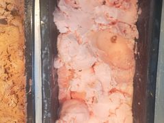 草莓冰激凌-比格比萨自助(逗号立方店)