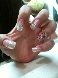 iPhone_1202231602200073-星美甲