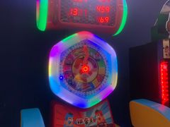 -爱玩嘉年华(龙湖杭州金沙天街店)