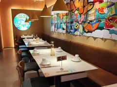 -小鱼小牛(世欧广场店)