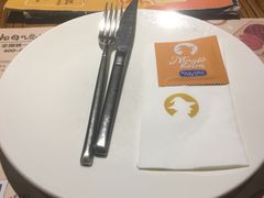 餐具摆设-祖母的魔法厨房(陆家嘴店)