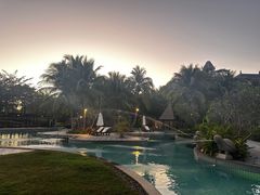 -海南清水湾莱佛士酒店