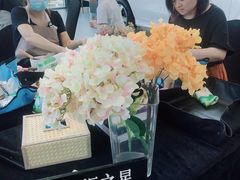 -上海汇之星奔驰4S店(浦东新店)