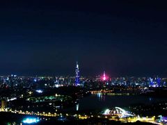 -紫金山山顶公园