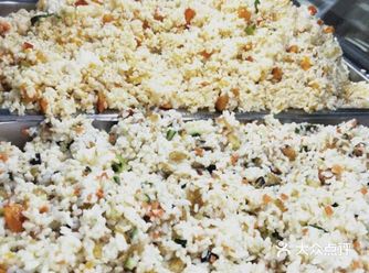 美好的一天从早餐开始  先来一份扬州炒饭，酱油炒饭