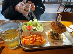 -HUZI虎滋精酿餐吧(京西大悦城店)