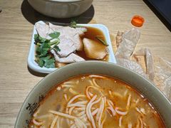 -亮亮拉面(师范路店)