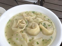 黄鱼馄饨-洪大妈·黄鱼面(金山嘴渔村店)