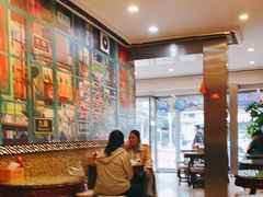 大堂-广信牛奶甜品世家(台东店)