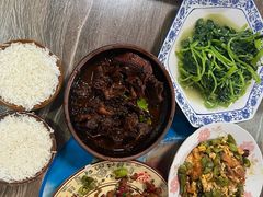 砂钵黑鸭-神仙钵湘香土菜馆(光华路店)