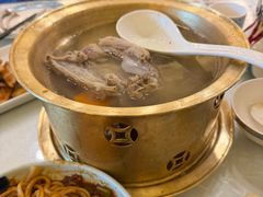 -汗腾格里·风味餐厅(新疆驻京办店)