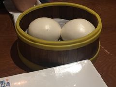 蛋黄流沙包-南拳十三姨·潮汕砂锅粥(世纪金源店)