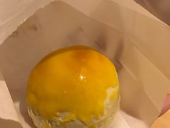 莲蓉蛋黄酥-陶陶居饼家(惠福东路店)