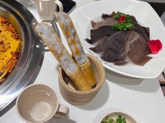 -老房老舍重庆火锅(假日城市店)