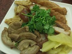 -猪脚洪隆江猪脚饭