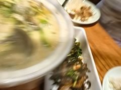 -头上红煨盐鸡·非遗院子餐厅