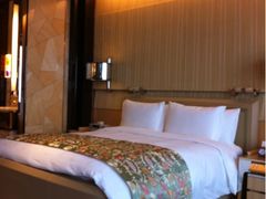 iphone_upload_pic-上海浦东丽思卡尔顿酒店